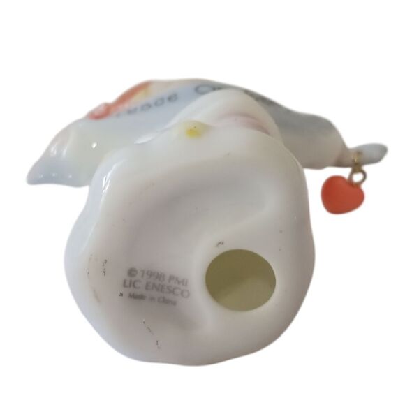 Avon Precious Moments Angel Ornament Peace on Earth Porcelain Christmas Vintage. - Picture 3 of 13